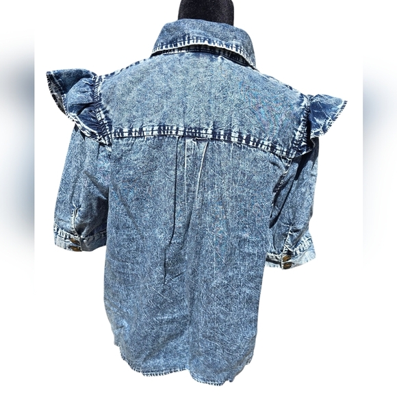 Who What Wear Denim Button Down medium - Picture 3 of 8